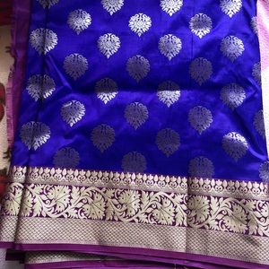 Indian Katan Saree and come with blouse pieces